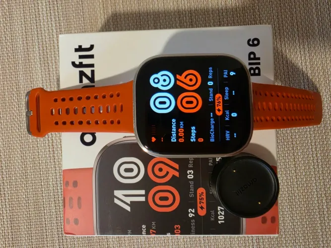 Amazfit Bip 6 Vermelho - Estado de Novo - Apenas 6 Meses de Uso