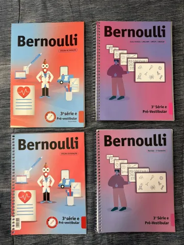 Livros Bernoulli 3a série + Pré vestibular 