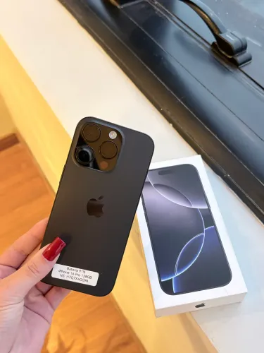 iPhone 16 Pro 128GB - SEMINOVO EM ESTADO DE NOVO