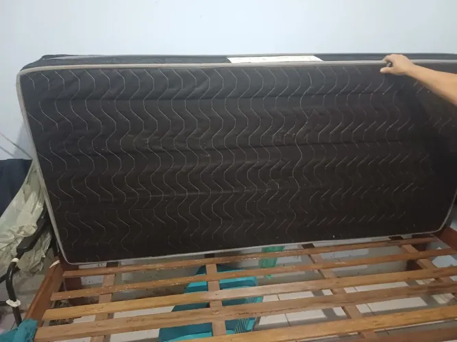 Cama de Angelim 
