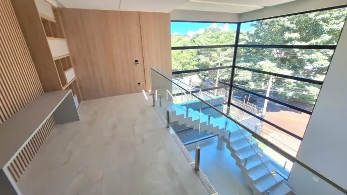 Casa à venda em Londrina, Residencial José Lázaro Gouvea, com 3 suítes, com 319 m²