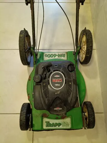 Cortador de grama a gasolina Trapp