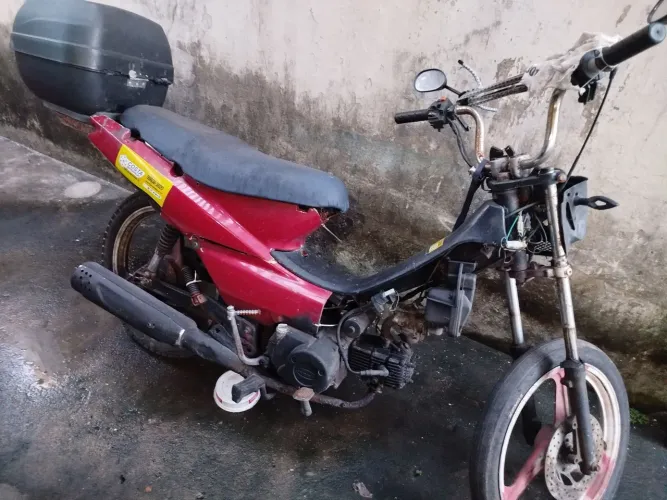 Johne 50 c estar com motor colado