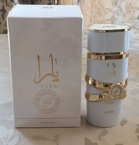 Perfume Lattafa Yara Moi EDP Feminino 100 ml