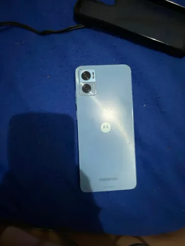 Moto E22