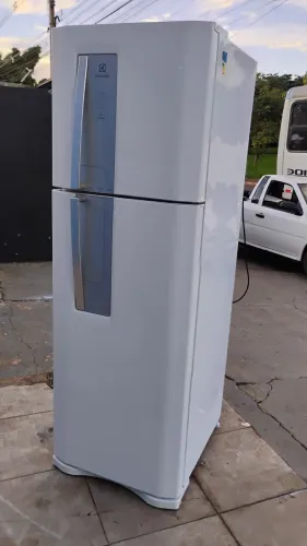 Geladeira Electrolux Frost Free 375 litros