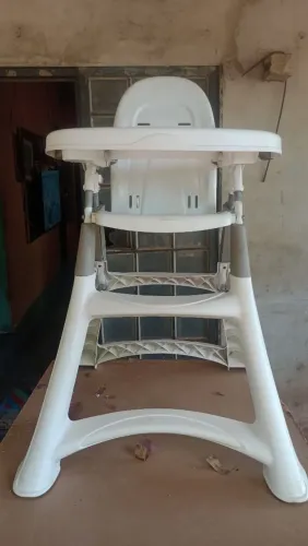 Vendo cadeirinha de alimentação para criança 