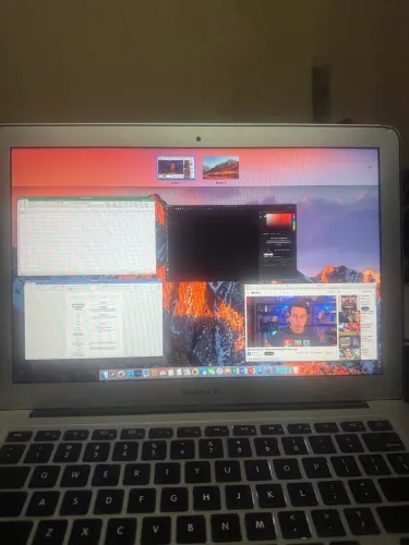 MacBook Air 13 modelo A1369 de 2011 tudo funcionando