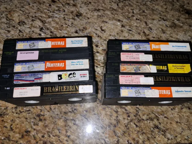 Lote 10 VHS - panteras/brasileirinh4s- fitas sem capa e mofadas