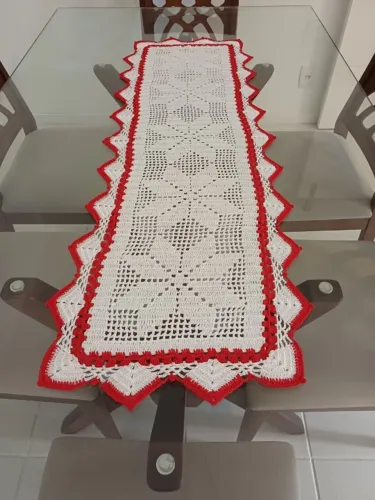 CAMINHO DE MESA DE CROCHÉ 1,20m x 0,40m NOVO