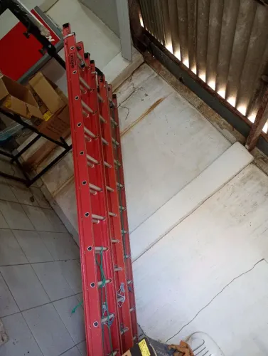 Escadas extensivas de fibra