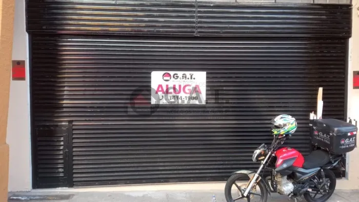 Salão Comercial para Locação no Centro de Sorocaba-SP: 1 Sala, 1 Banheiro, 80m² de Área!