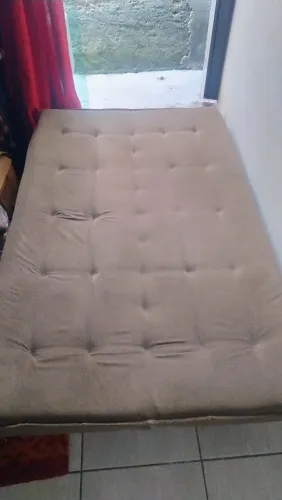 Vende-se um sofá cama
