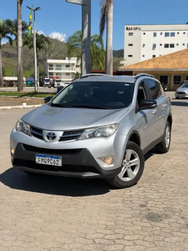 Toyota RAV4 2.0 4X2 16V Aut. 2013