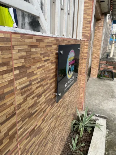 Placa em acrílico personalizada