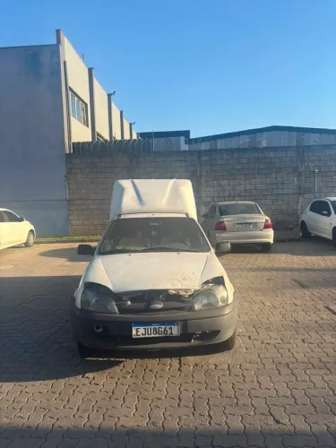 Ford Courier 1.6 L/ 1.6 Flex 2009