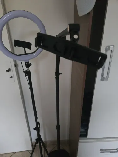 2 Tripé articulado+iluminação