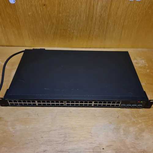 Switch Dell PowerConnect 2848 48 Portas Gigabit Gerenciável (Recondicionado)
