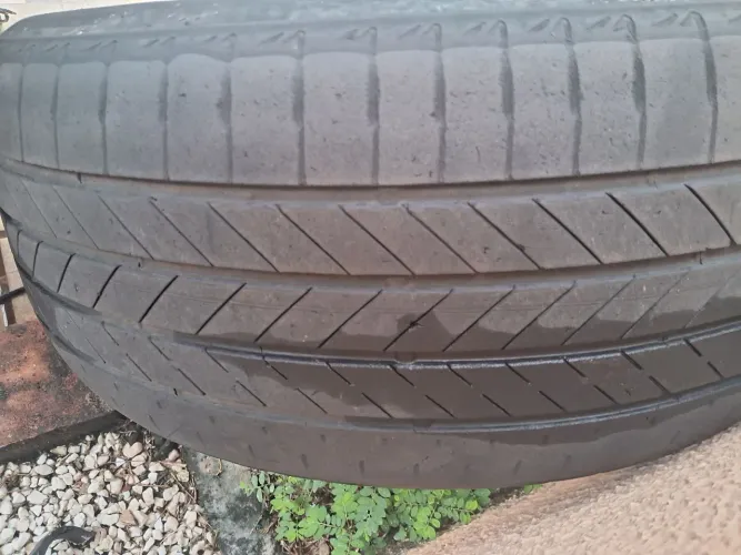 Pneu aro 18 bridgestone