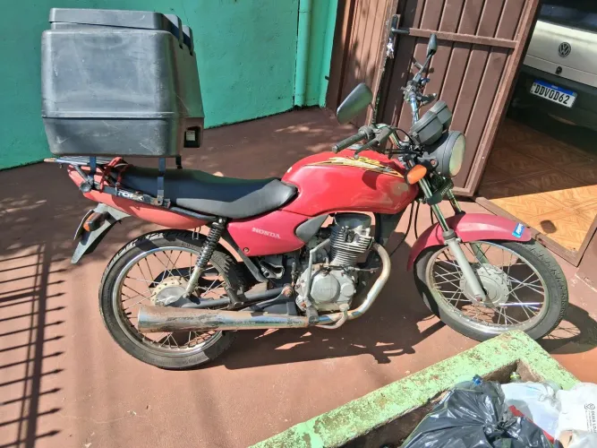 Vendo uma moto,valor a combinar