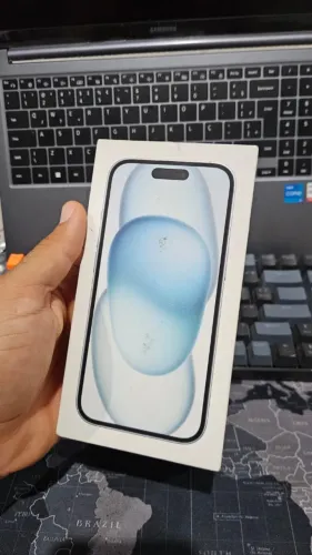 Oportunidade: iPhone 15 128GB azul, bateria 100%, na garantia até 04/27