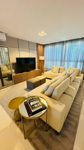 Apartamento para alugar Falcon Tower, 16º andar