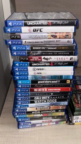 Jogos de PS4 e outros