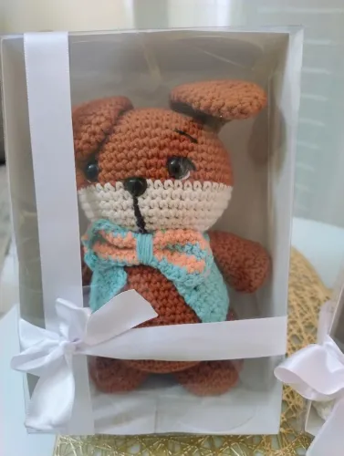 Brinquedo Coelho amigurumi