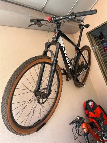 BIKE SAVA CARBONO ARO 29
