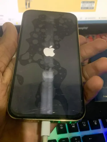 iphone 13 pro 128 gb com defeito no chip e tela tremula