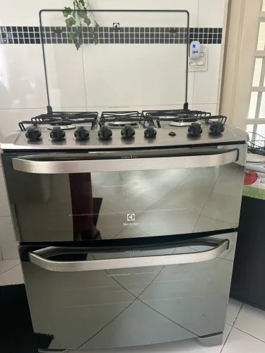 FOGÃO ELECTROLUX INOX 5 BOCAS COM DUPLO FORNO ? SEMINOVO