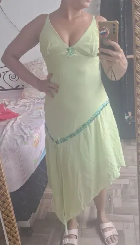 Lindo vestido verde longuete