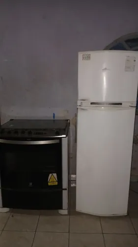 Geladeira e fogão 