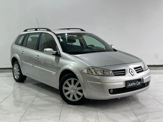 Renault Megane Grand Tour Dynam. Hi-flex 1.6 16V 2013