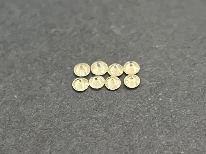 8 Diamantes 1.3mm 1 Ponto Lapidação Brilhante