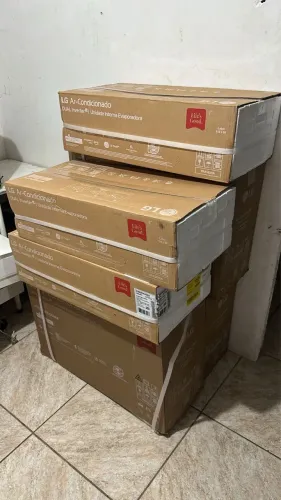 AR-CONDICIONADO LG DUAL INVERTER 9000BTUS
