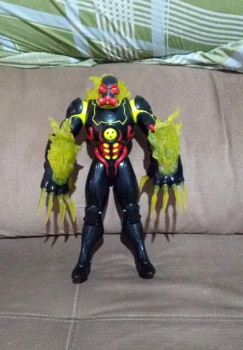 Max Steel Toxzon Hydro Blast - Lançador de Água - Original Mattel<br><br>