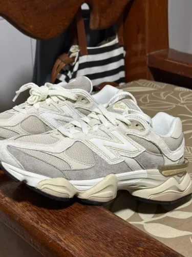 Tênis New Balance 9060