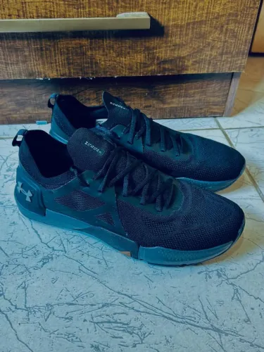 Tênis under armour tribase Cross tamanho 44