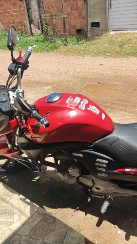 Leia o anúncio a moto tá atrasada