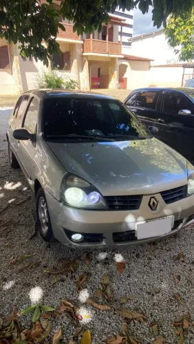 Renault Clio Campus Hi-flex 1.0 16V 3P 2010