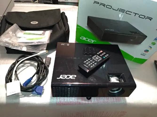 Projetor multimídia 2700 lumens Acer X1140A - seminovo