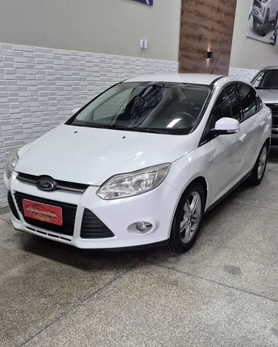 Ford Focus Sedan 2.0 16v/2.0 16V Flex 4P Aut. 2015