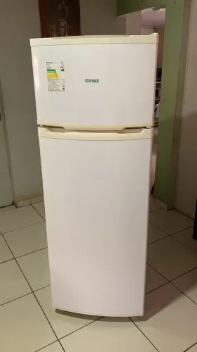 Geladeira Consul duplex de 334 litros
