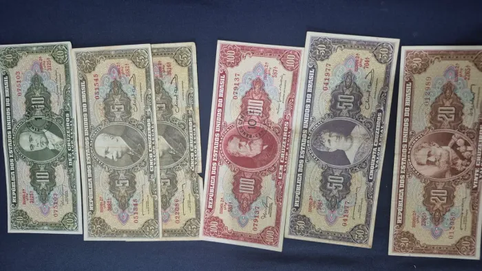VENDE-SE COLEÇÃO DE CÉDULAS CRUZEIRO DO BRASIL 