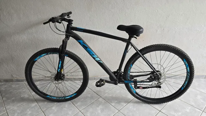 VENDO BICICLETA KSW ARO 29