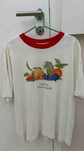 Camiseta Carnan Le Pomme Heavy T-Shirt