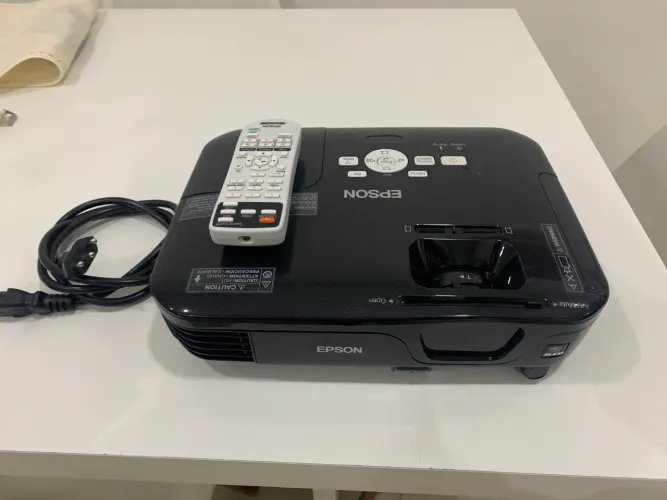 Projetor Epson PowerLite (H434A / S12+) + Controle