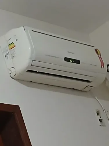 Ar condicionado seminovo