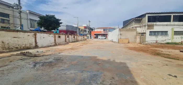 LOCAÇÃO de TERRENO - CENTRO ITAPETININGA/SP